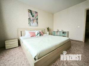 1-к квартира, посуточно, 68м2, 1/1 этаж