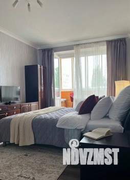 1-к квартира, посуточно, 72м2, 1/1 этаж