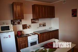 2-к квартира, посуточно, 64м2, 1/1 этаж