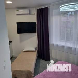 1-к квартира, посуточно, 18м2, 1/6 этаж