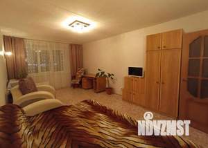 1-к квартира, на длительный срок, 60м2, 8/9 этаж