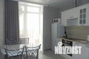 1-к квартира, посуточно, 50м2, 5/25 этаж