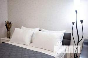 1-к квартира, посуточно, 37м2, 8/10 этаж