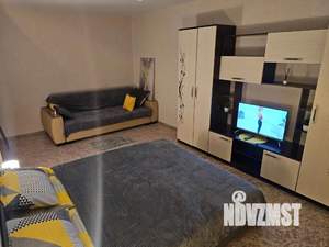 1-к квартира, посуточно, 50м2, 1/1 этаж