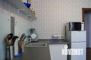 1-к квартира, посуточно, 54м2, 1/1 этаж