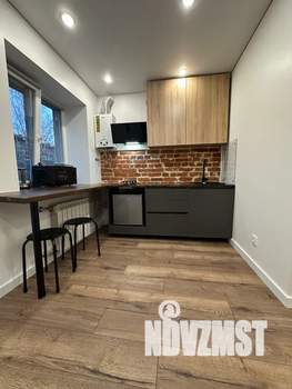 Студия квартира, посуточно, 33м2, 2/5 этаж