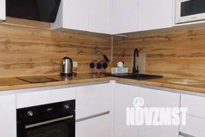 1-к квартира, посуточно, 35м2, 13/16 этаж