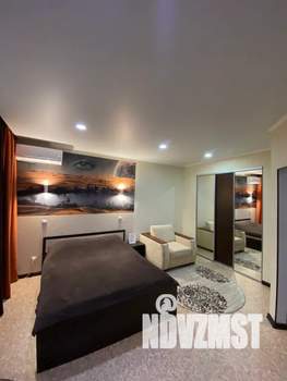 Студия квартира, посуточно, 30м2, 2/17 этаж