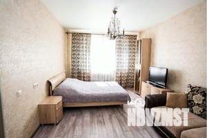 1-к квартира, посуточно, 41м2, 1/10 этаж
