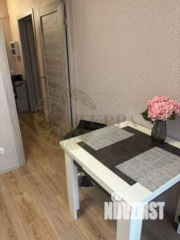 1-к квартира, на длительный срок, 40м2, 3/25 этаж