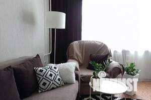 2-к квартира, посуточно, 60м2, 1/10 этаж