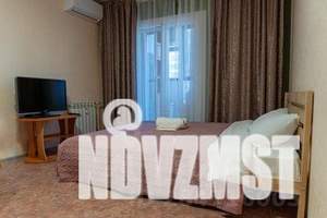 1-к квартира, посуточно, 35м2, 13/16 этаж