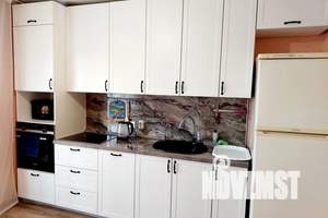 1-к квартира, посуточно, 41м2, 17/17 этаж