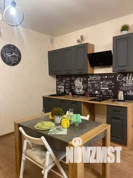 Студия квартира, посуточно, 35м2, 5/25 этаж