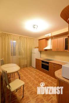 1-к квартира, посуточно, 49м2, 1/1 этаж