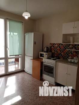 1-к квартира, посуточно, 40м2, 4/17 этаж