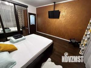 1-к квартира, посуточно, 43м2, 1/1 этаж