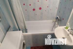 1-к квартира, посуточно, 45м2, 2/25 этаж