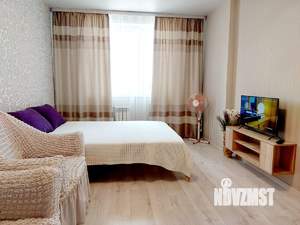 1-к квартира, посуточно, 32м2, 7/16 этаж