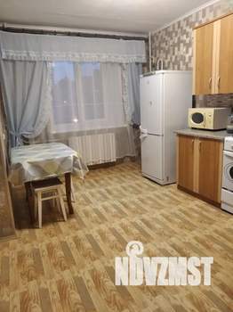 1-к квартира, посуточно, 51м2, 5/10 этаж