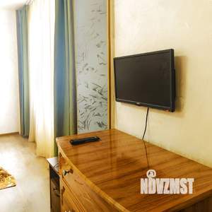 1-к квартира, посуточно, 52м2, 2/17 этаж