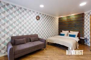 1-к квартира, посуточно, 42м2, 1/1 этаж