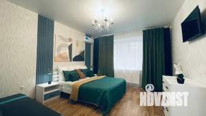 1-к квартира, посуточно, 42м2, 13/16 этаж