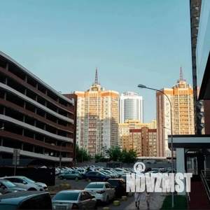 1-к квартира, посуточно, 40м2, 8/25 этаж