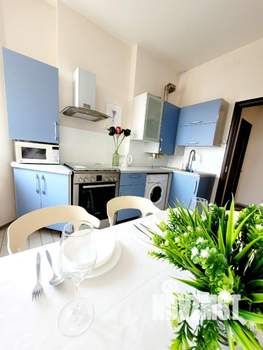 1-к квартира, посуточно, 45м2, 1/1 этаж