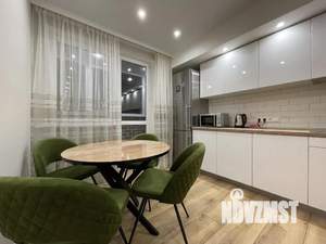 1-к квартира, посуточно, 50м2, 1/1 этаж