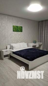 1-к квартира, посуточно, 64м2, 1/1 этаж