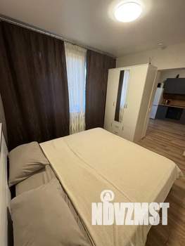 Студия квартира, посуточно, 28м2, 1/17 этаж