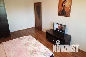 1-к квартира, посуточно, 40м2, 8/10 этаж