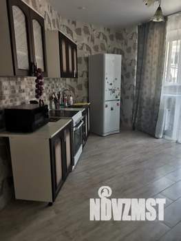 1-к квартира, посуточно, 50м2, 2/18 этаж