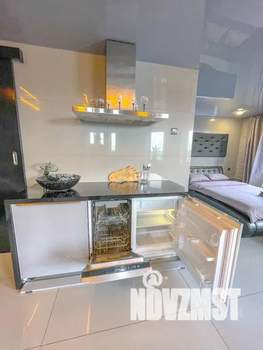 1-к квартира, посуточно, 50м2, 17/17 этаж