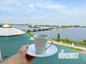 Студия квартира, посуточно, 55м2, 2/4 этаж