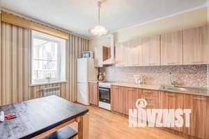 1-к квартира, посуточно, 40м2, 7/17 этаж