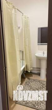 2-к квартира, посуточно, 59м2, 18/22 этаж
