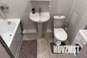 1-к квартира, посуточно, 38м2, 13/19 этаж