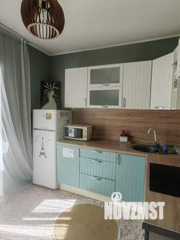 1-к квартира, посуточно, 37м2, 1/1 этаж