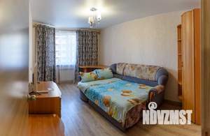 1-к квартира, посуточно, 38м2, 7/17 этаж