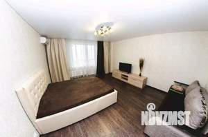 1-к квартира, посуточно, 54м2, 1/1 этаж