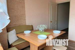 2-к квартира, посуточно, 66м2, 8/17 этаж