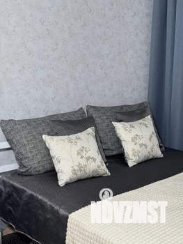 Студия квартира, посуточно, 31м2, 8/21 этаж