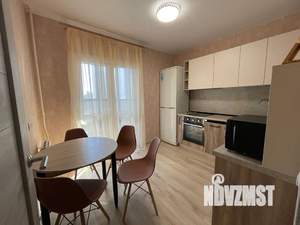 1-к квартира, посуточно, 39м2, 6/17 этаж