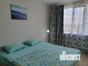 1-к квартира, посуточно, 38м2, 16/25 этаж