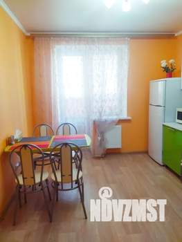 1-к квартира, посуточно, 47м2, 10/25 этаж