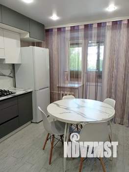 1-к квартира, посуточно, 47м2, 2/10 этаж