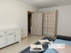 1-к квартира, посуточно, 37м2, 13/17 этаж