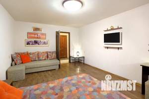 1-к квартира, посуточно, 44м2, 3/9 этаж